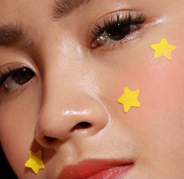 Anti-Imperfections Étoile GlowEssence – 40 Patchs Description :